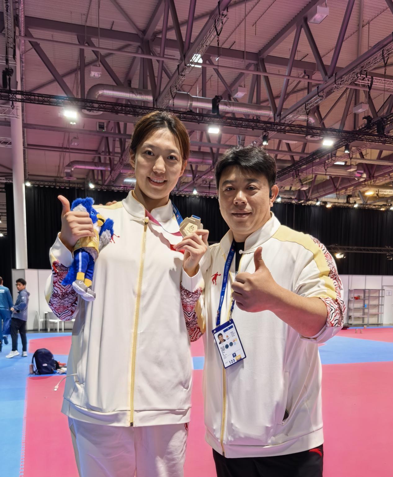 文件名称:1541a.jpg原图大小:NaNGB